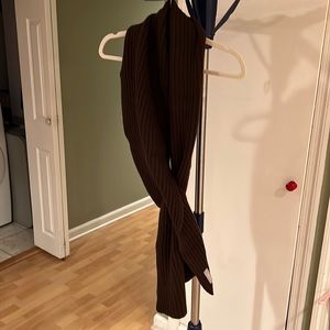 Everlane one size brown scarf soft wool